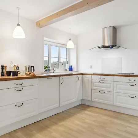 3 Bedroom Lovely In *